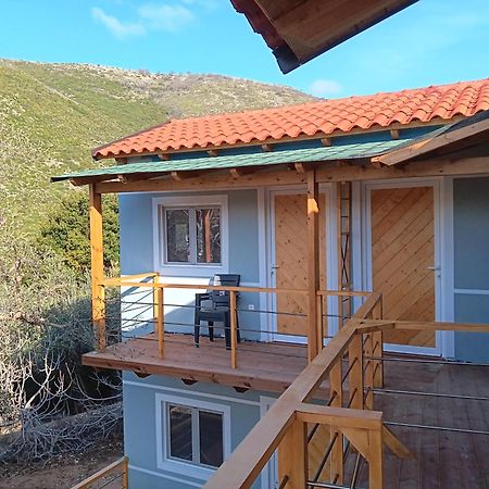 Tolis Rooms Himarë Dış mekan fotoğraf