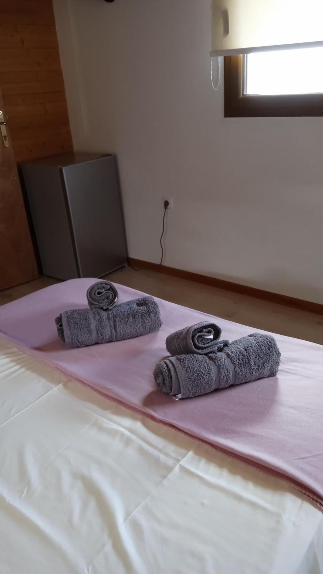 Tolis Rooms Himarë Dış mekan fotoğraf