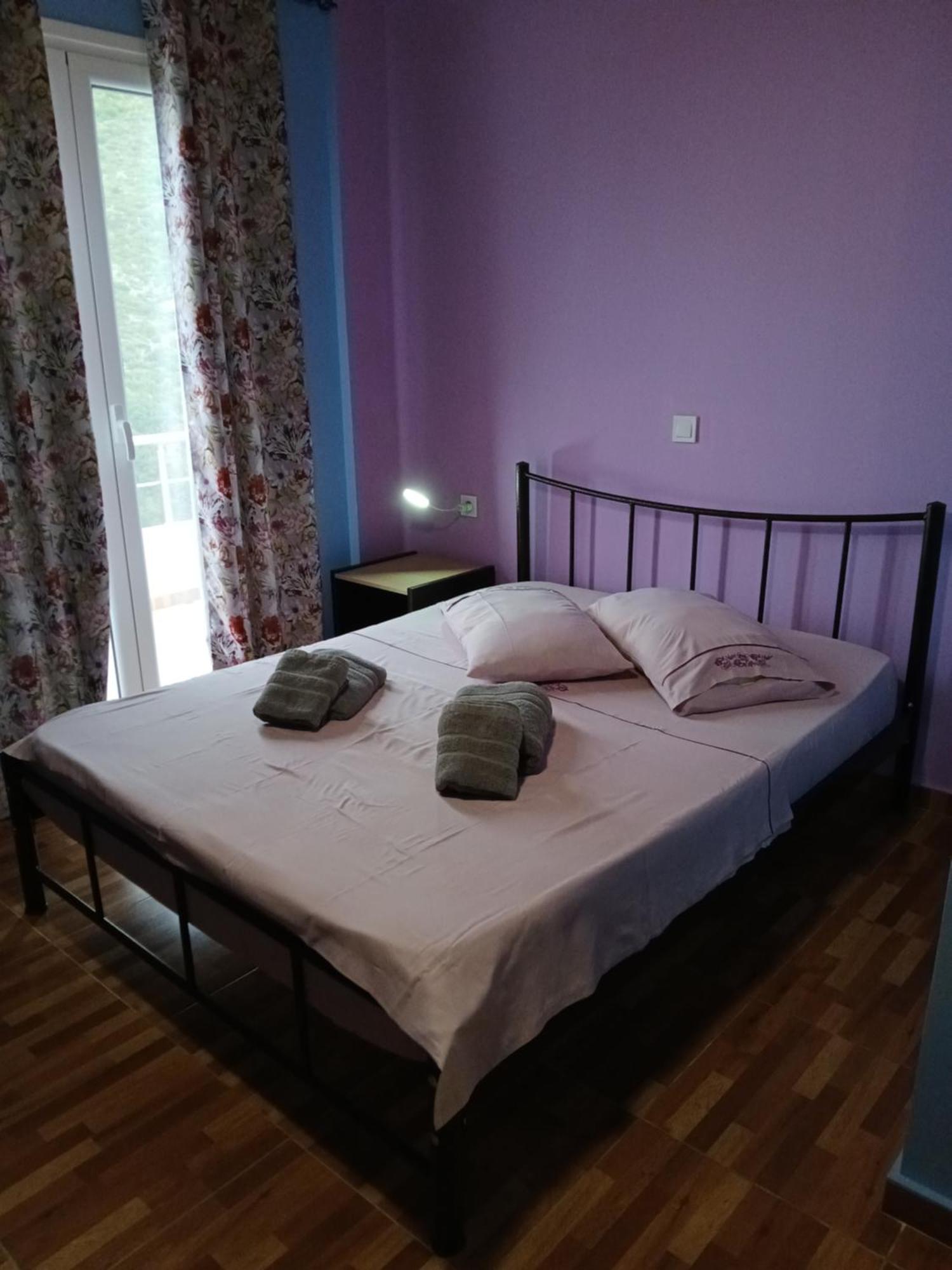 Tolis Rooms Himarë Dış mekan fotoğraf