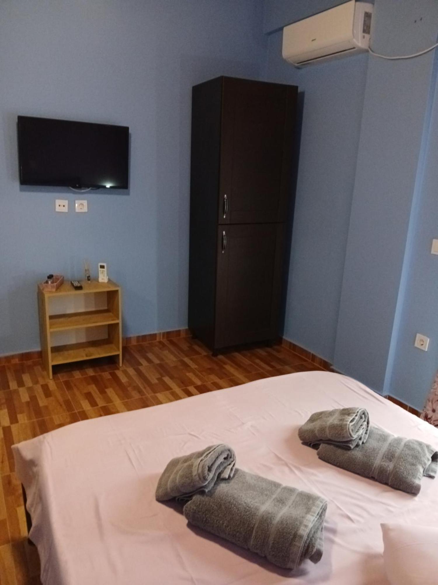 Tolis Rooms Himarë Dış mekan fotoğraf