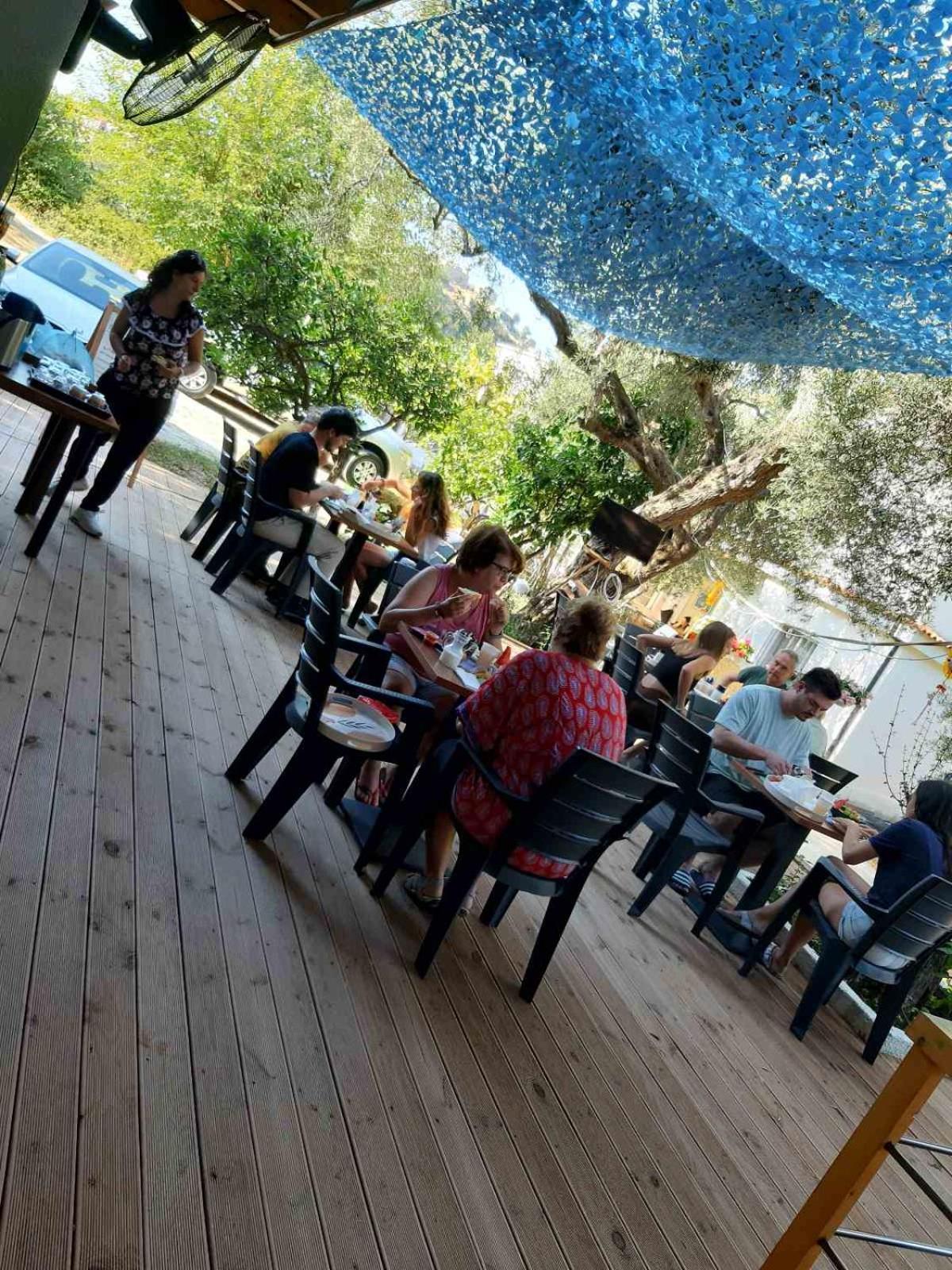 Tolis Rooms Himarë Dış mekan fotoğraf